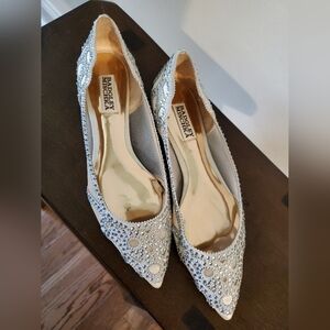 Bagley Mischka Silver And White With Crystal Bridal Formal Pointed Toe Flat